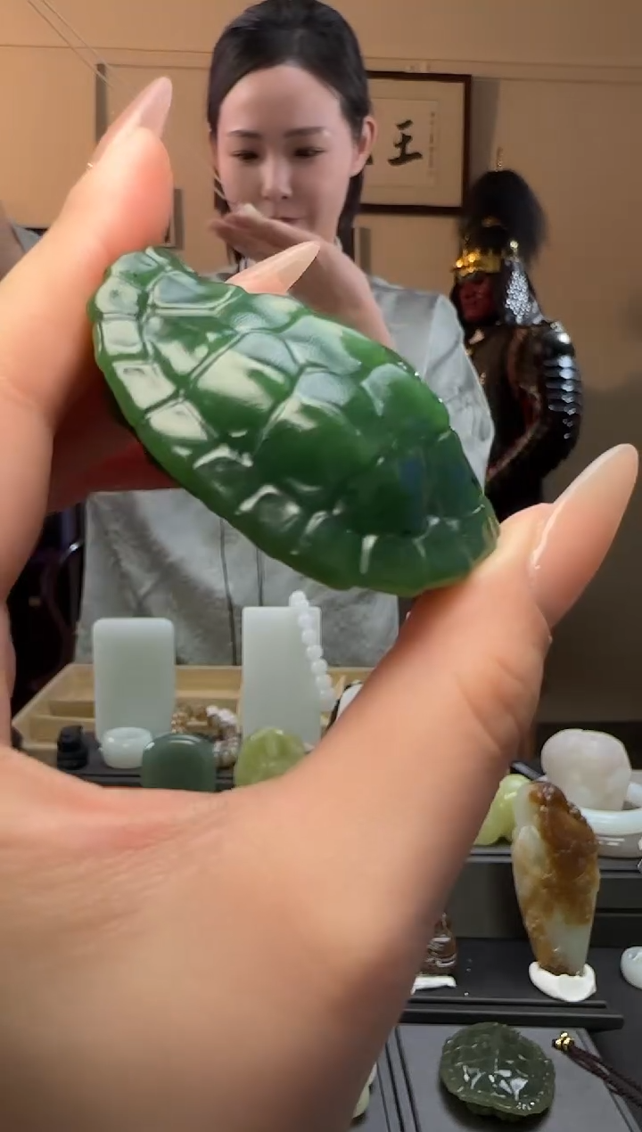 【闪购商品】和田玉碧玉富甲天下未镶嵌手把件