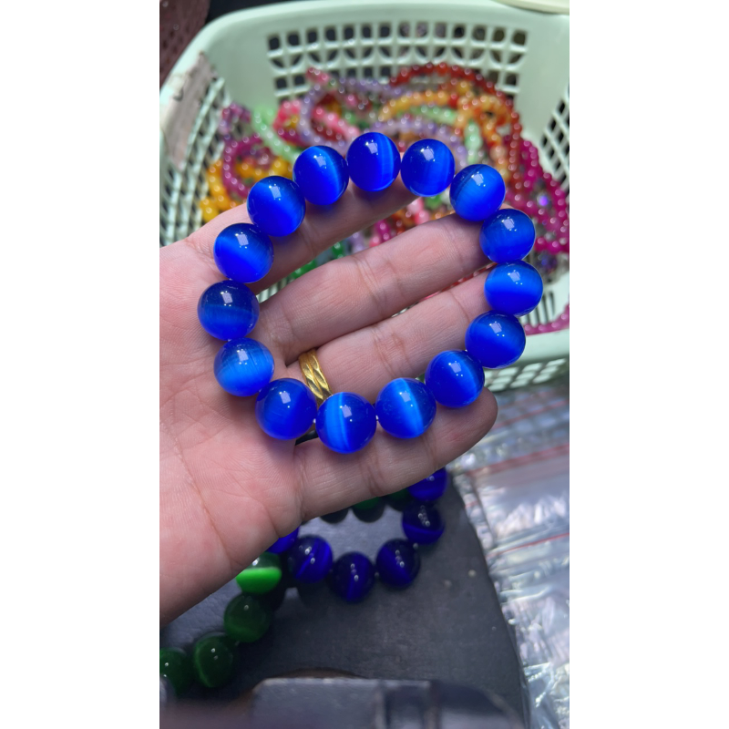 D 895 卡14海蓝猫眼手串