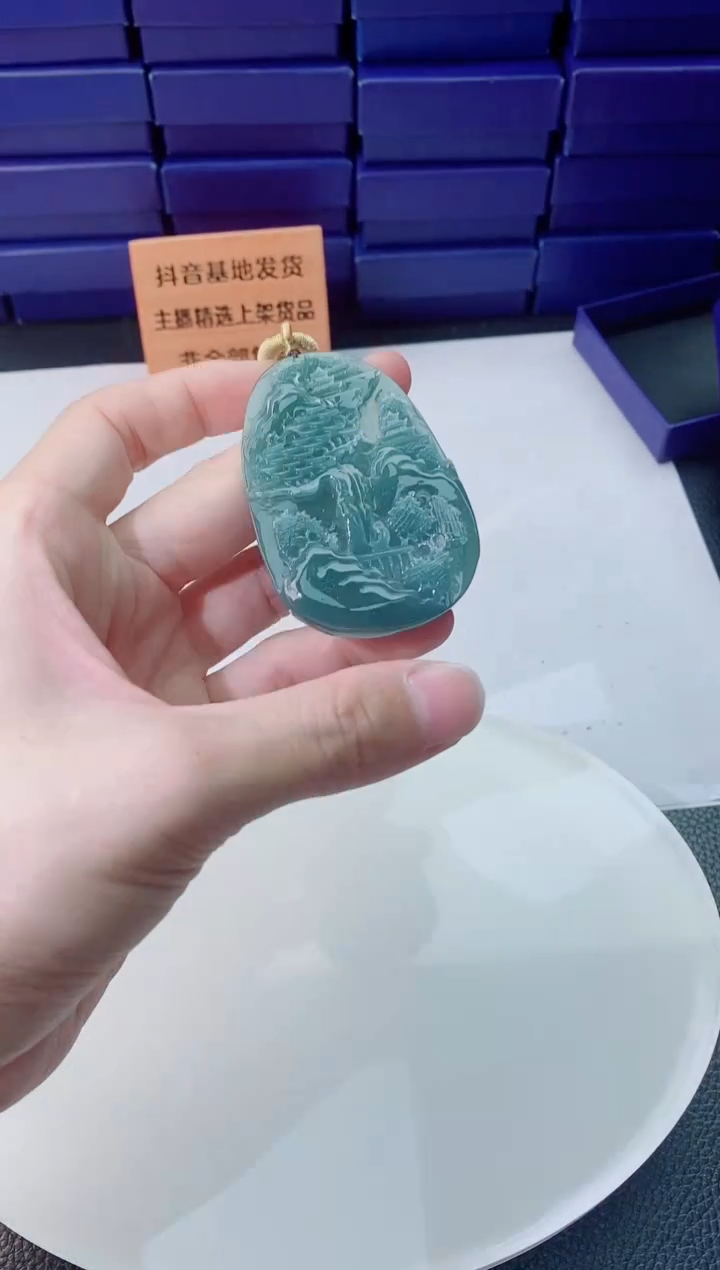 翡翠未镶嵌颈饰1111111111