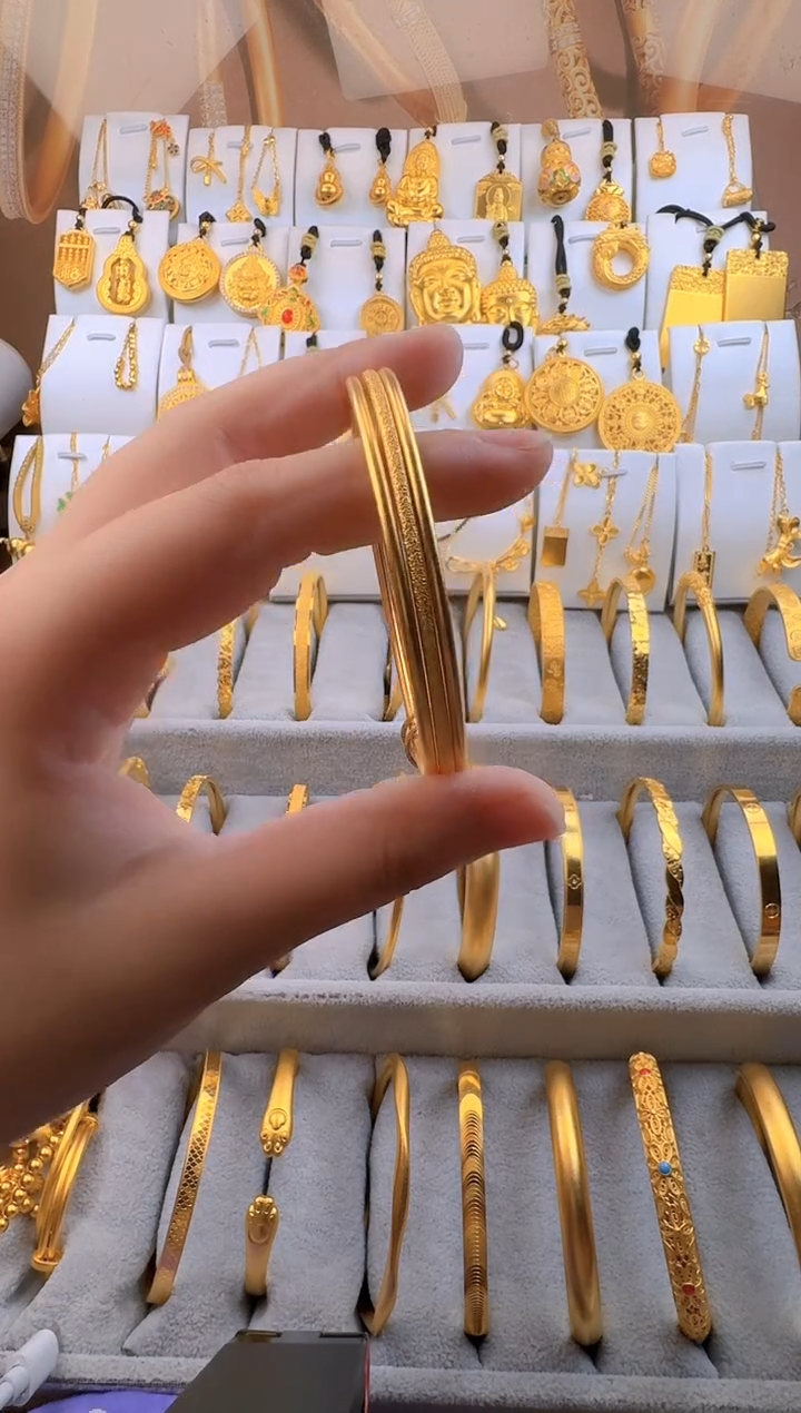 无足银三生三世手镯   总重24g外2.3g