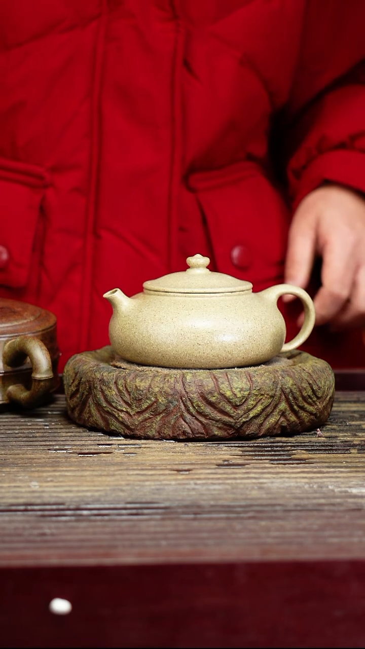 宜兴原矿紫砂壶茶壶宜兴原矿紫砂壶茶壶180C