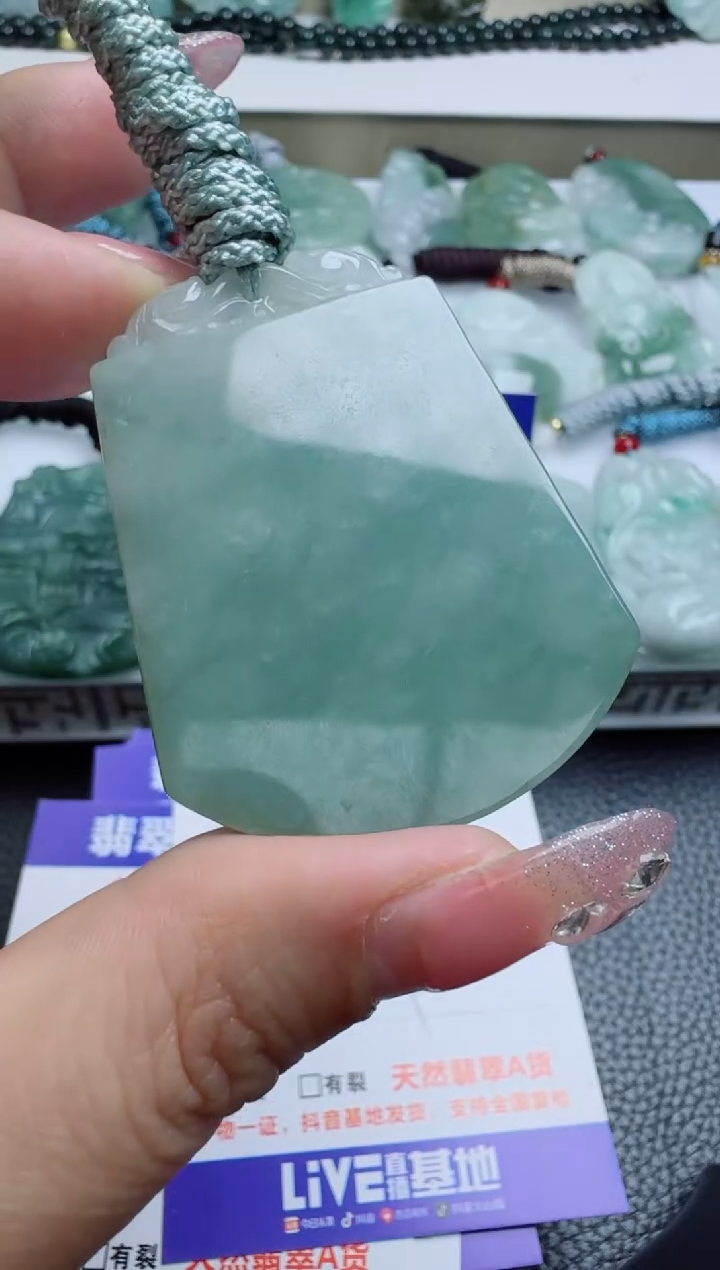 【闪购商品】翡翠吊坠(不含链)未镶嵌111111111111111