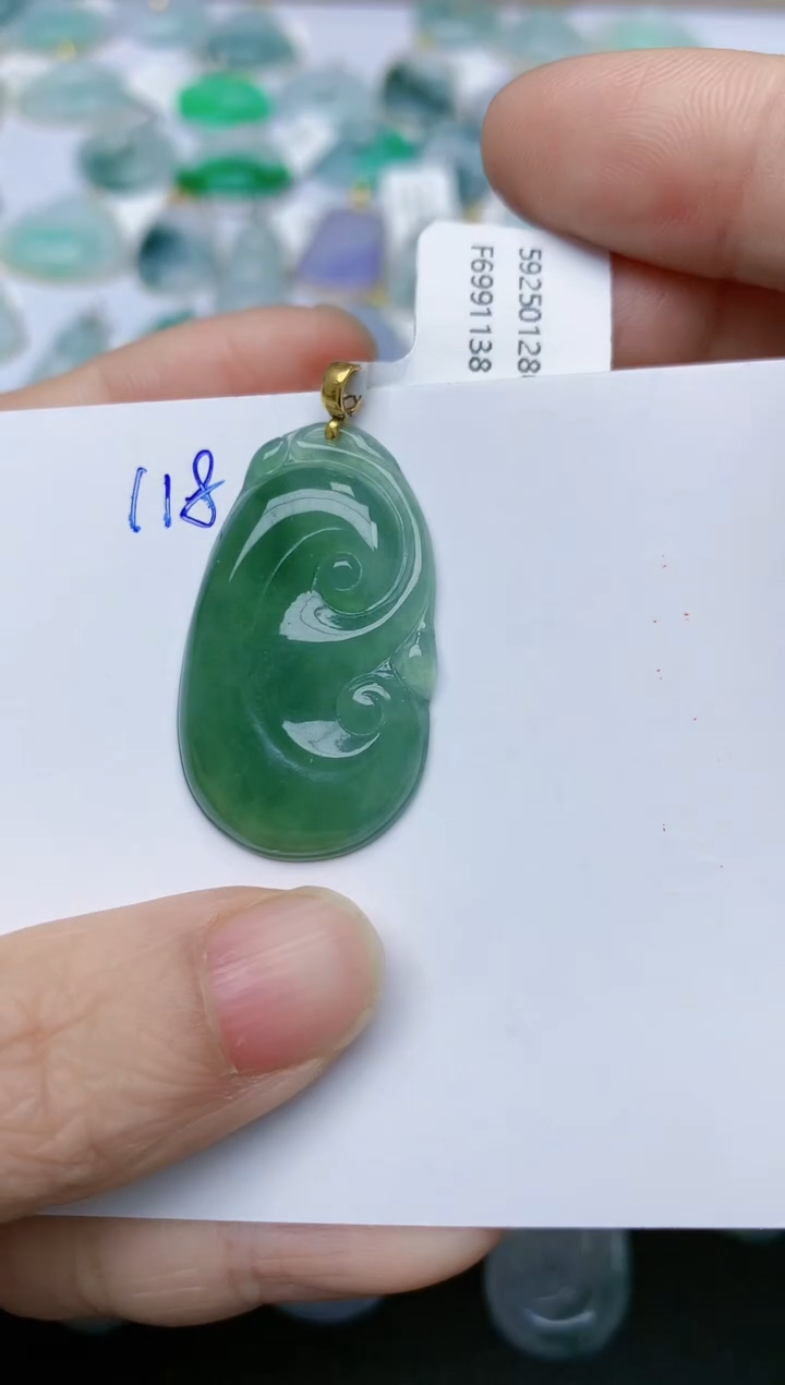 【闪购商品】翡翠颈饰18K金镶嵌天然翡翠A货    