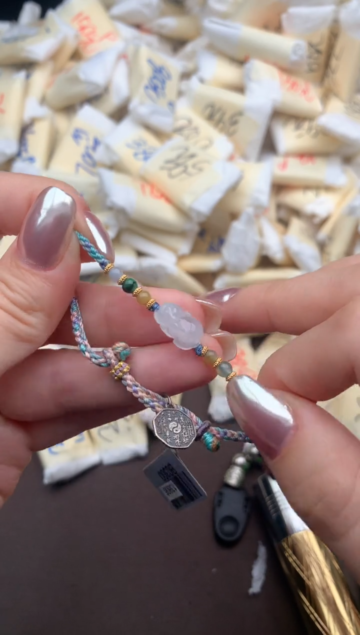 【闪购商品】翡翠手绳未镶嵌一