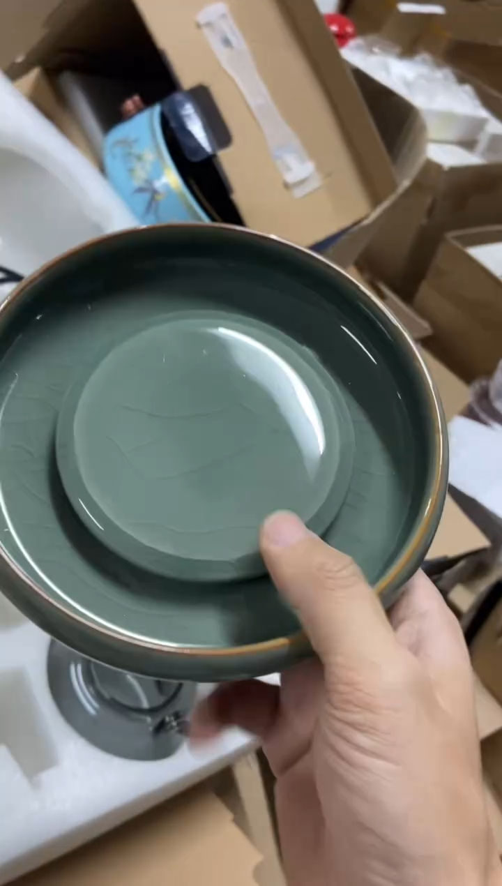 无运费险有瑕疵的摄影的产品有使用过的痕迹有点脏介意勿拍