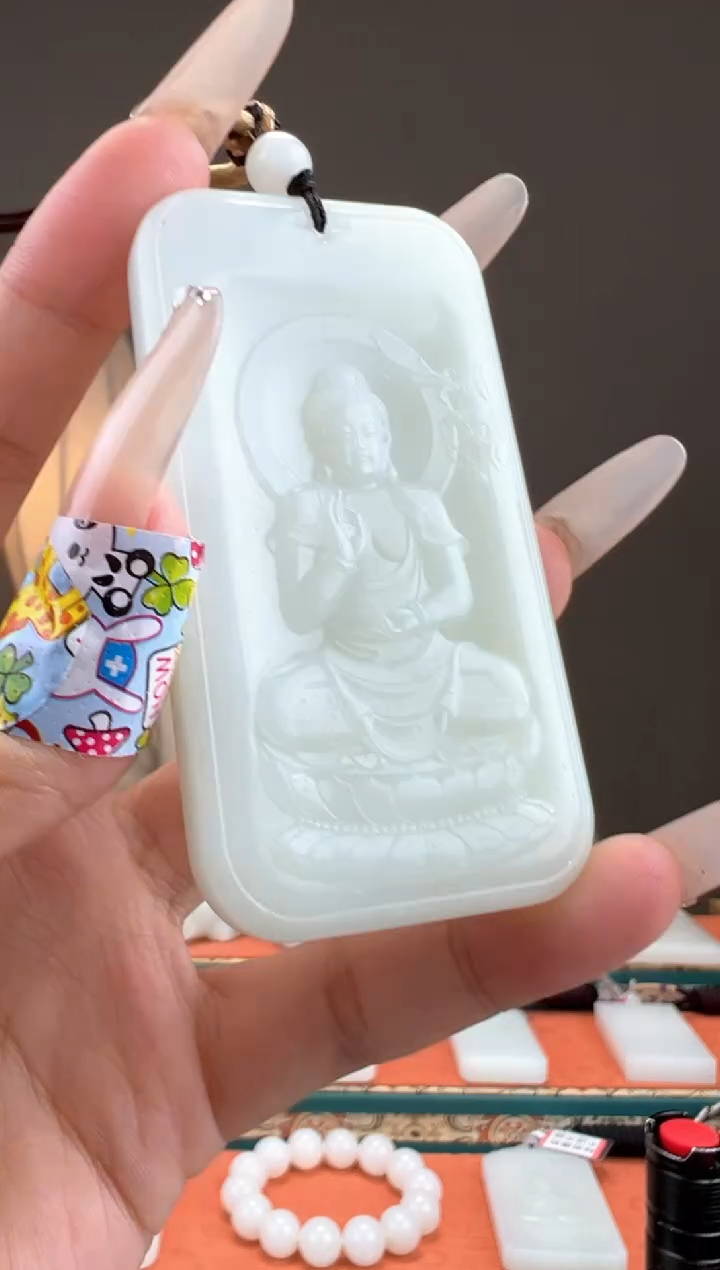 【闪购商品】和田玉颈饰未镶嵌1