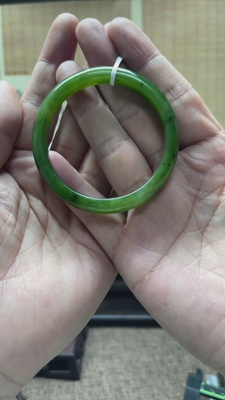 【闪购商品】和田玉手镯未镶嵌和田玉碧玉手镯多人