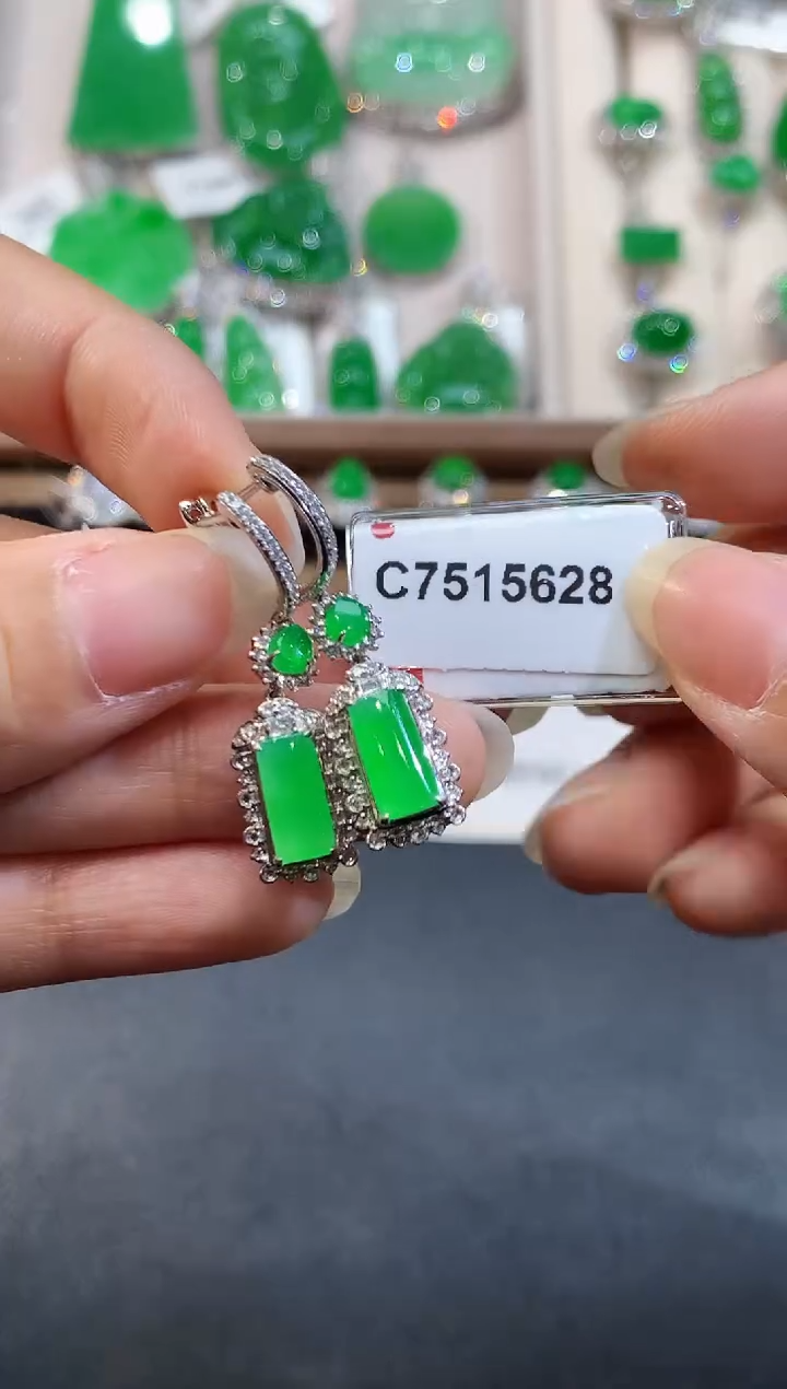 【闪购商品】翡翠18K金镶嵌耳饰CJ5628