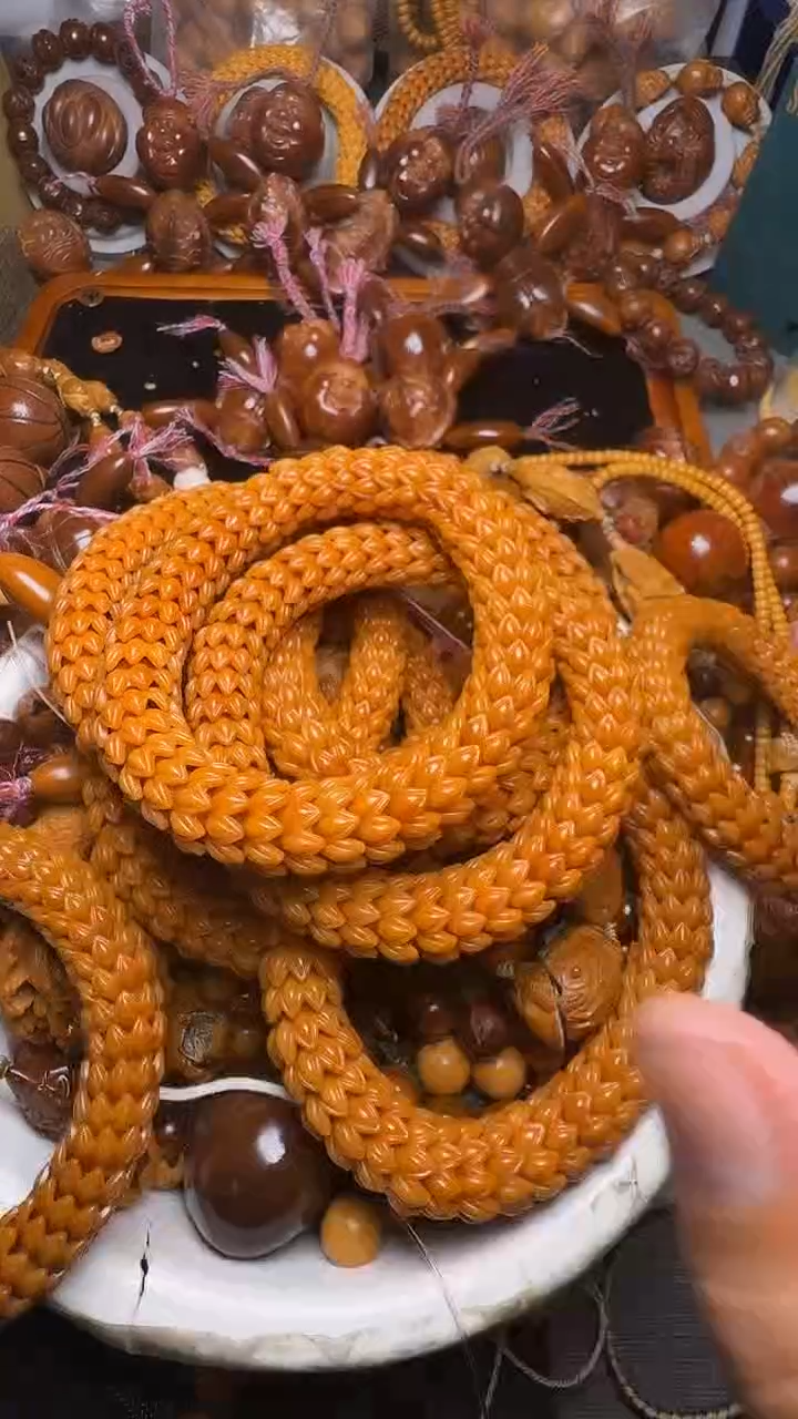 手串橄榄核猴头莲花