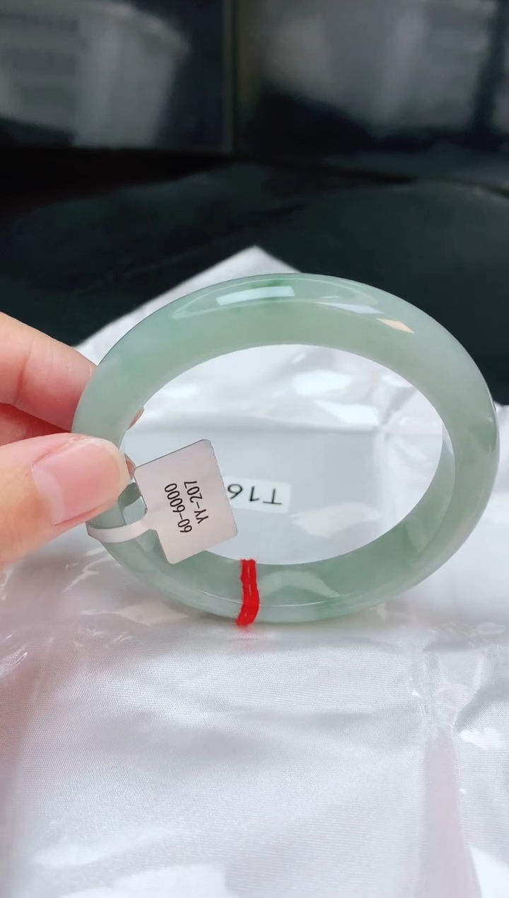 【闪购商品】翡翠手镯未镶嵌缅甸天然A货翡翠手镯