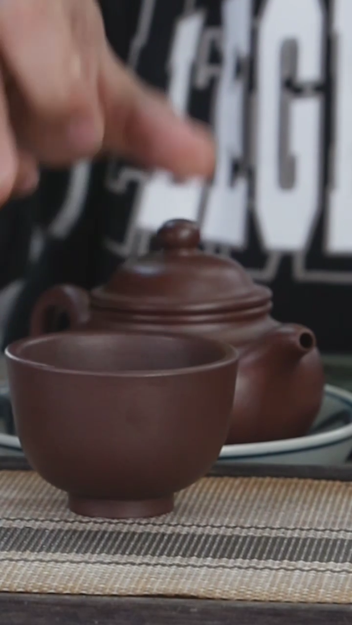 【闪购商品】紫砂茶壶石红主人杯