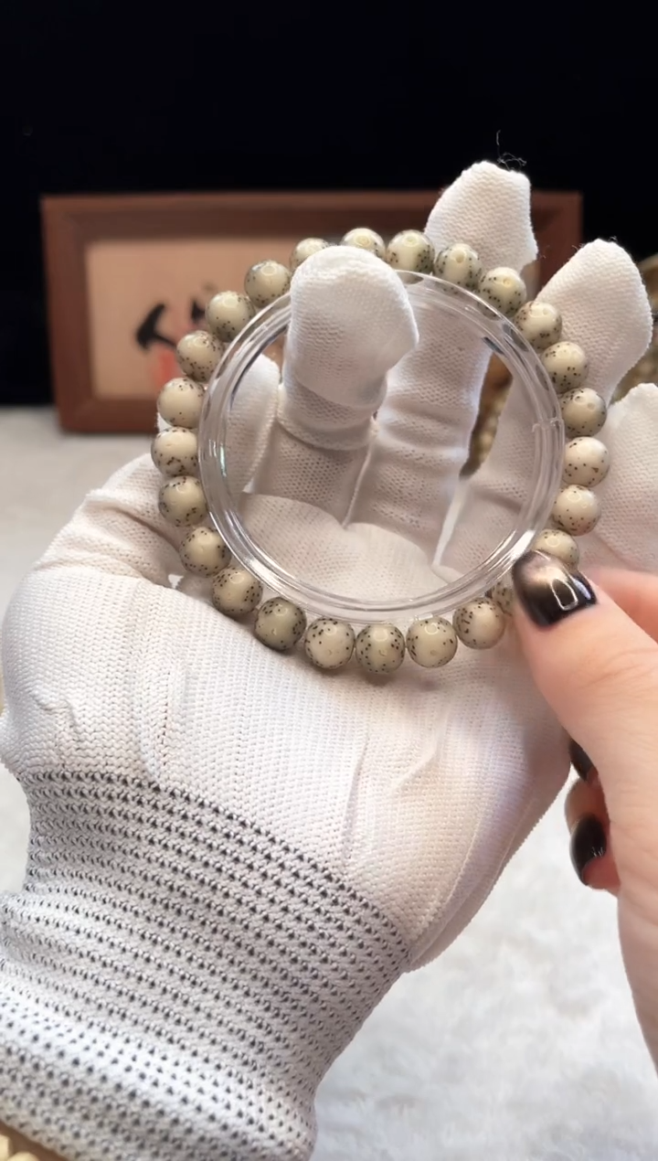 星月菩提手串F117 9X9 D03