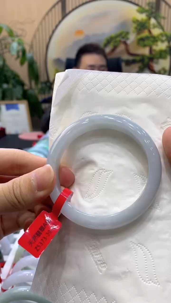 【闪购商品】翡翠手镯未镶嵌00000684