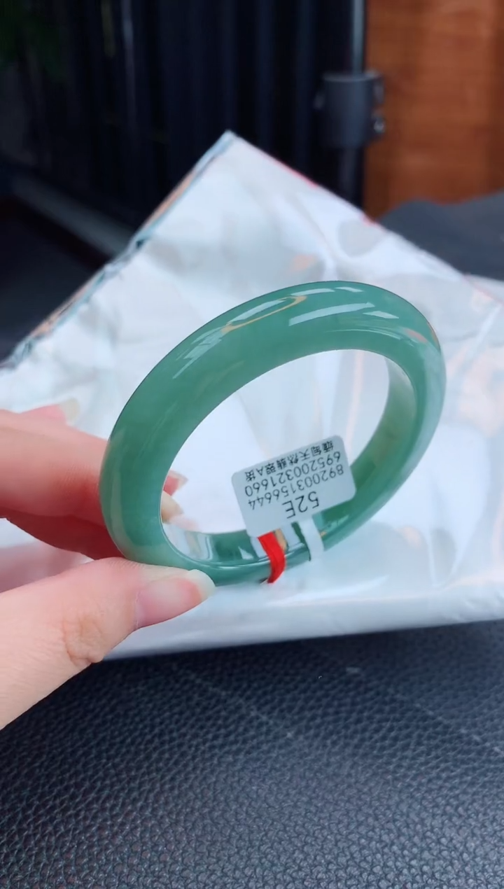 【闪购商品】翡翠手镯未镶嵌缅甸天然翡翠A货手镯