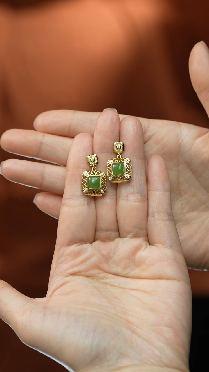 【闪购商品】和田玉耳钉银S925镶嵌耳钉