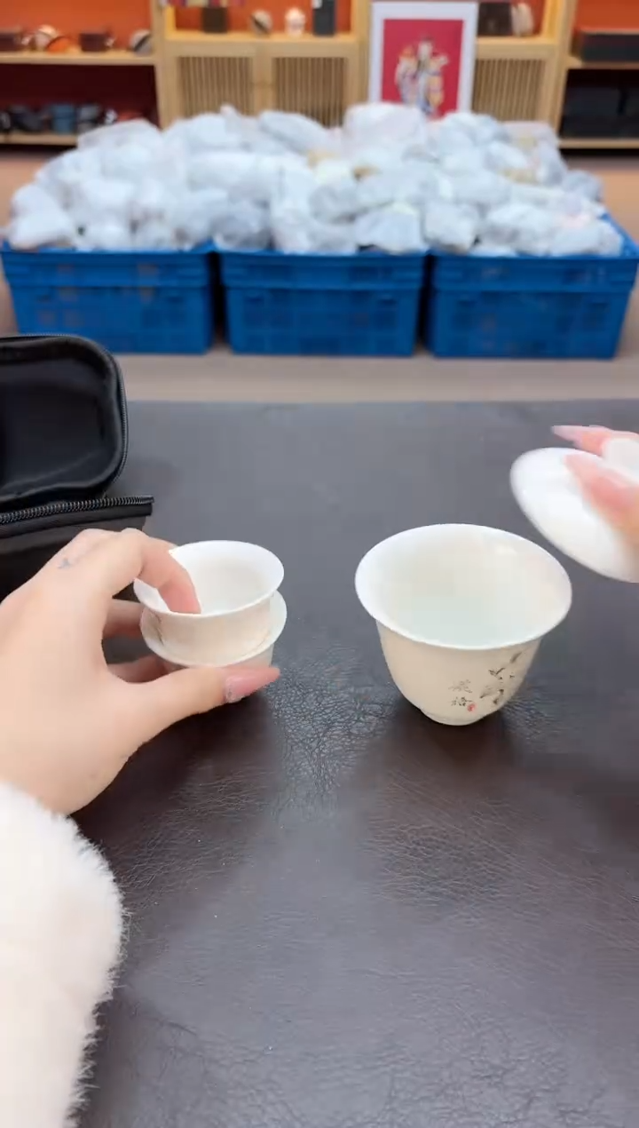 【闪购商品】摆件瓷SC1111111111111