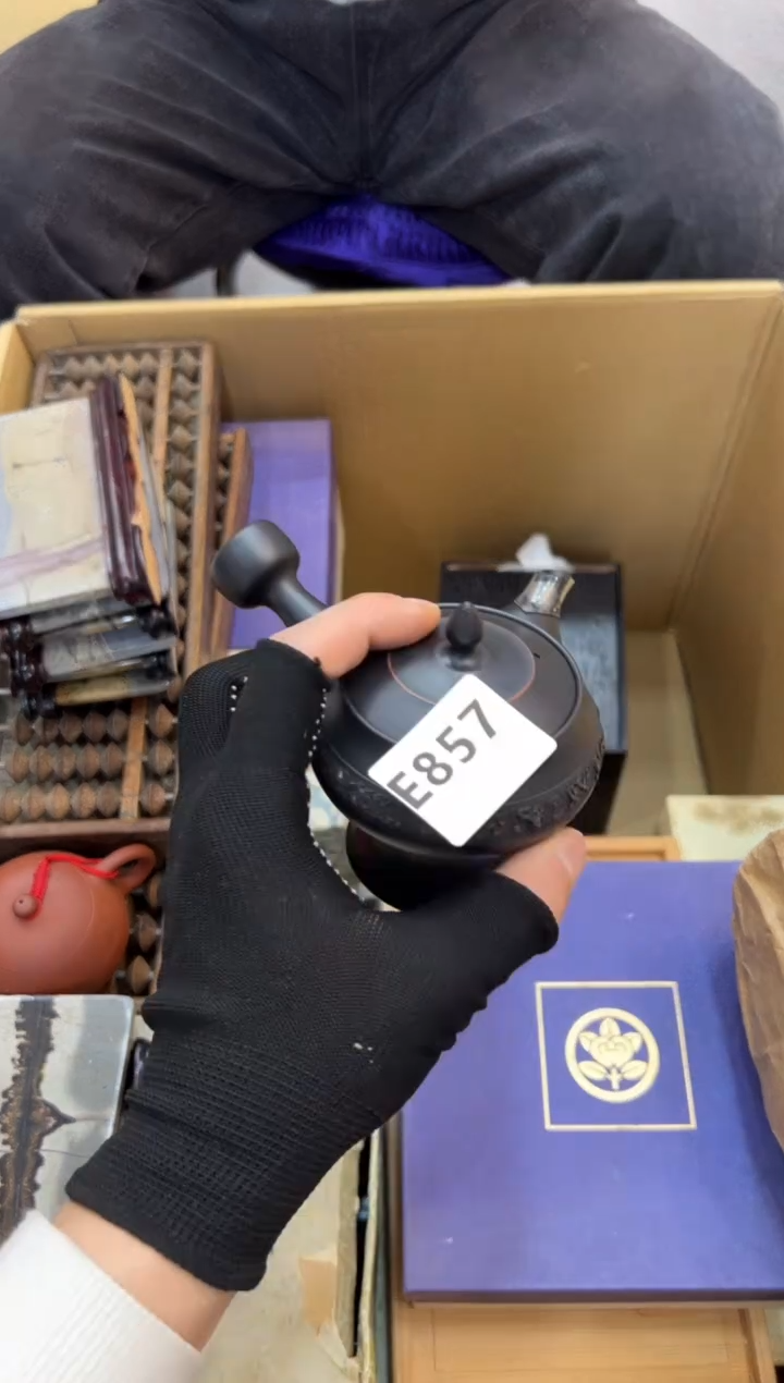 客**哥857中古商品谨慎参拍