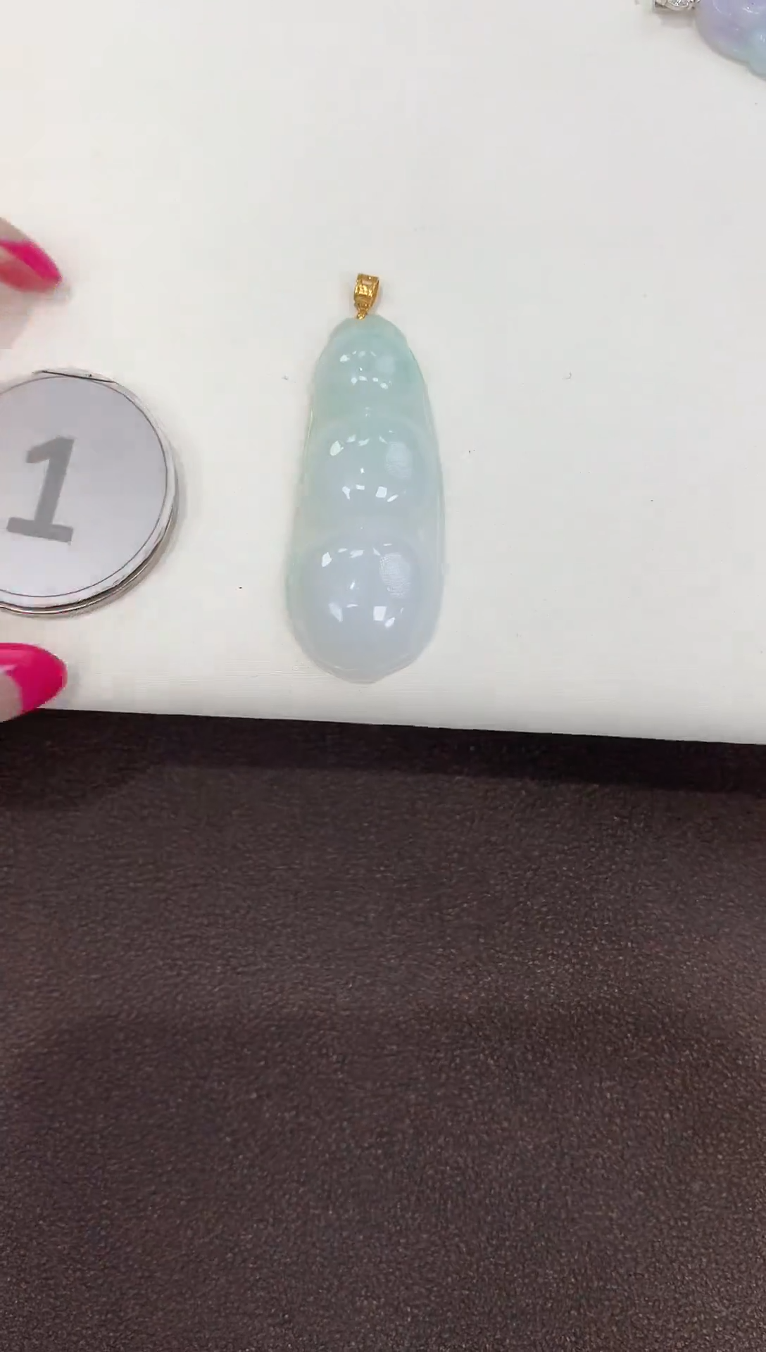 颈饰18K金镶嵌翡翠缅甸a货翡翠