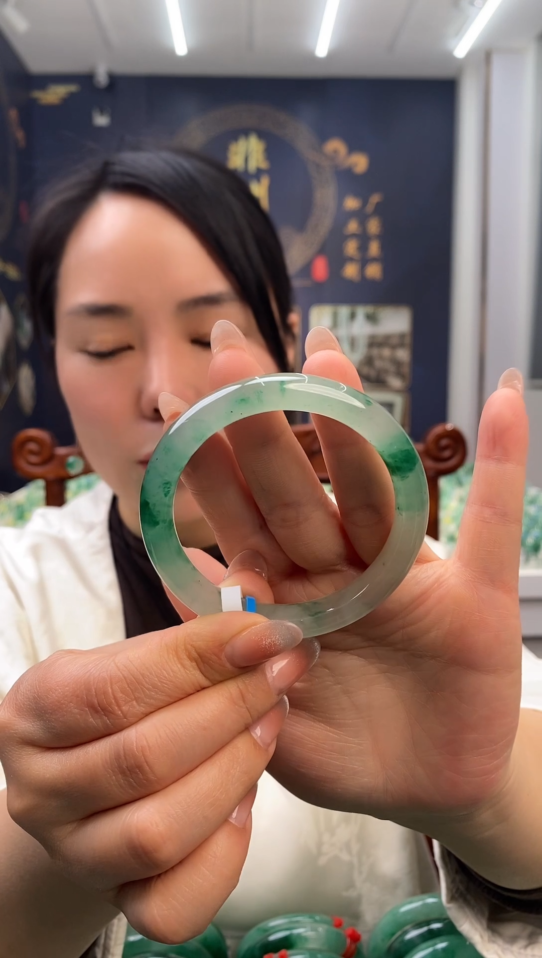 【闪购商品】石英质玉手镯未镶嵌34