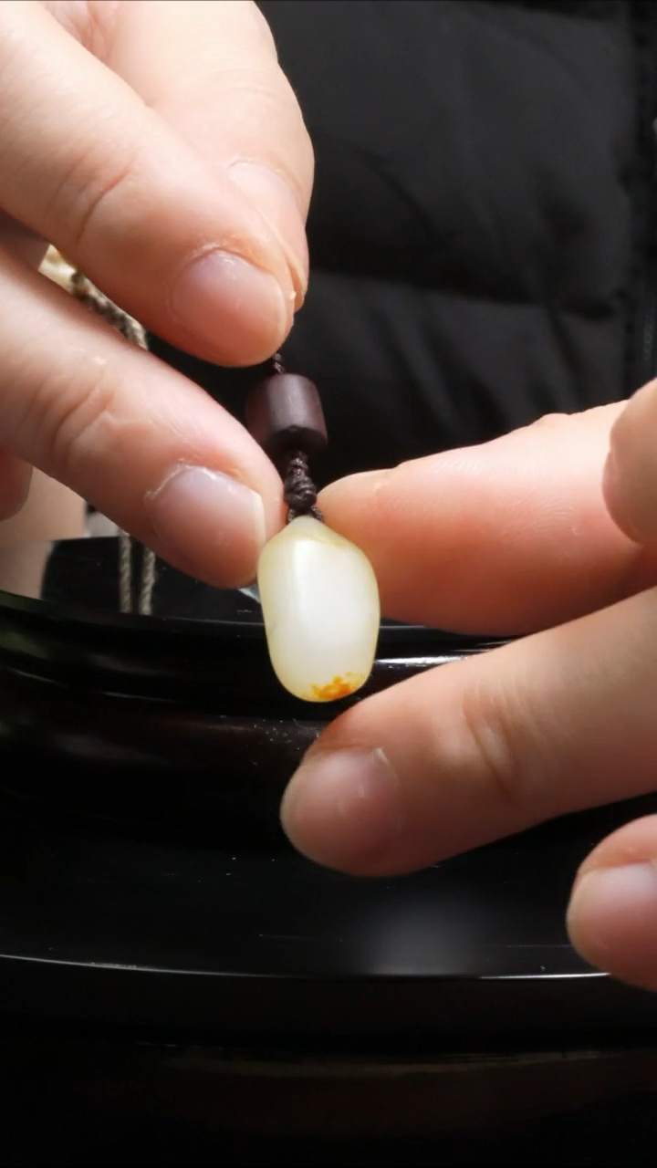 【闪购商品】和田玉吊坠(不含链)未镶嵌3.4g和田玉原石