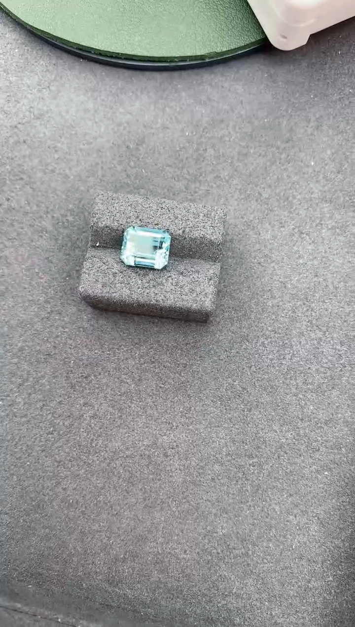 【闪购商品】海蓝宝石裸石未镶嵌3ct 海蓝宝石