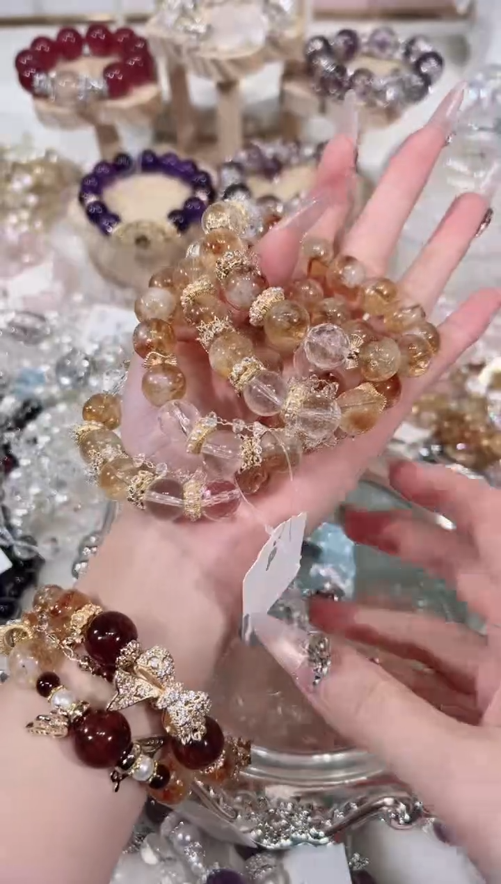 【闪购商品】水晶手链未镶嵌天然水晶默认微瑕 多样性发货发其一