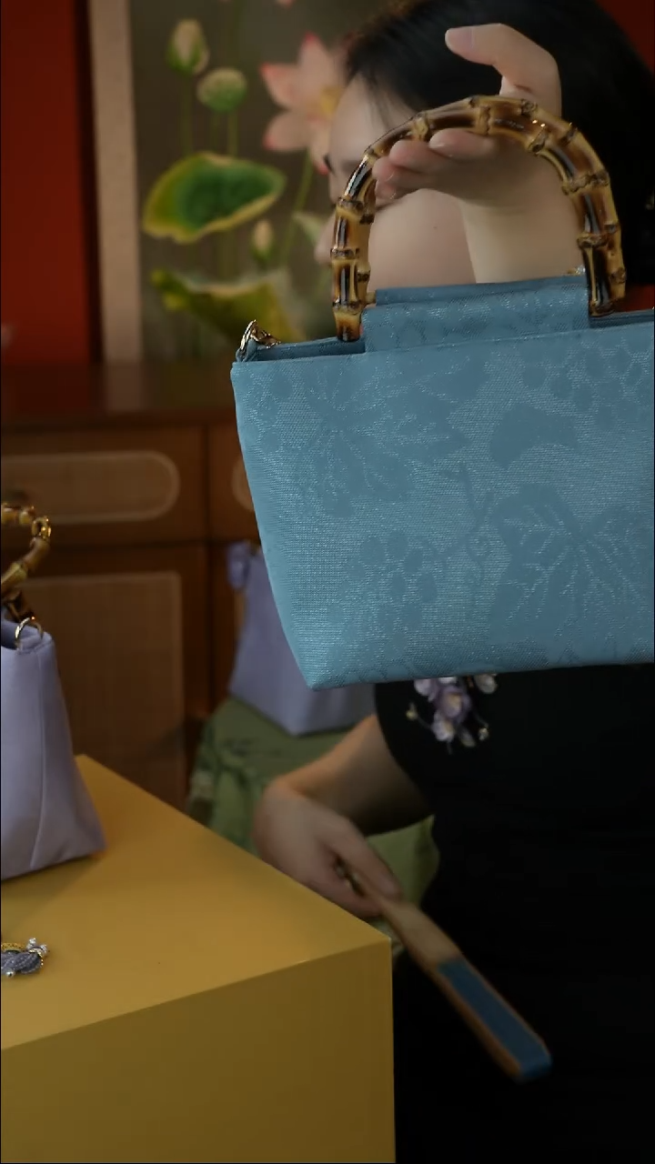 刺绣纯手工非遗国风饰品特价