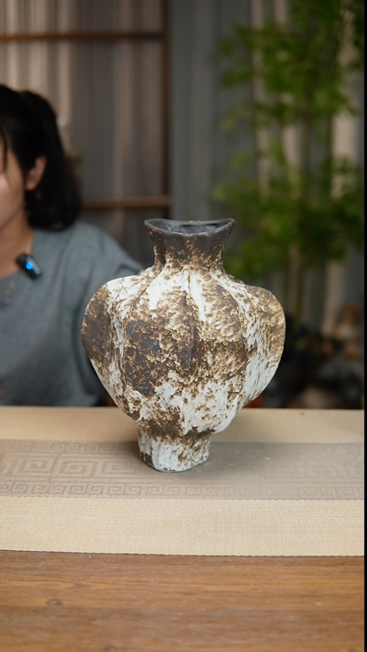 异形花器诧寂黑胖南瓜 