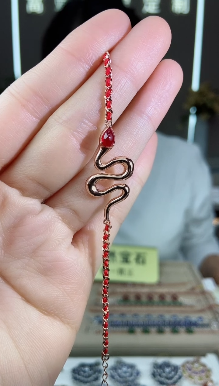 【闪购商品】红宝石手链银S925镶嵌手链
