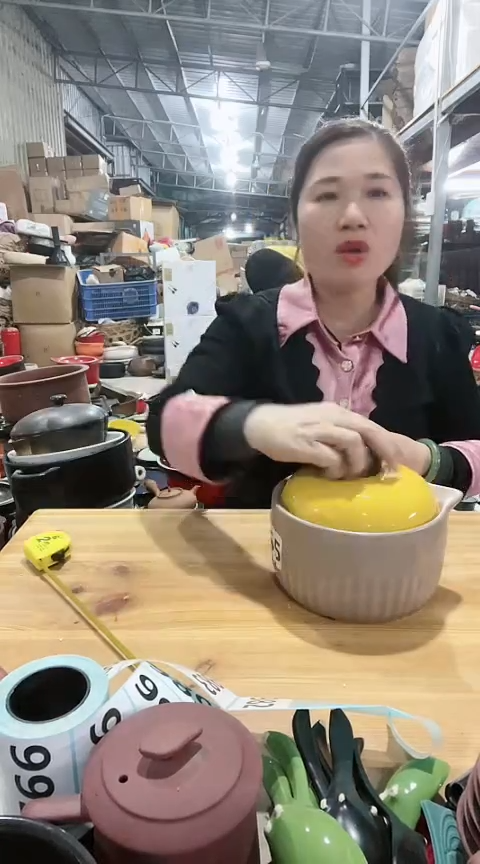 【闪购商品】871瑕疵灰色奶锅，。