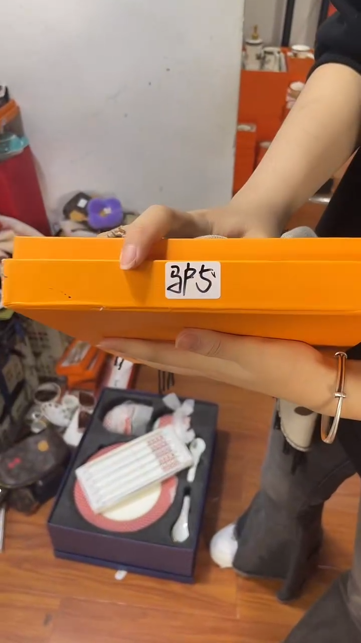 杯鸿辉家品牌瓷器，京东包邮！