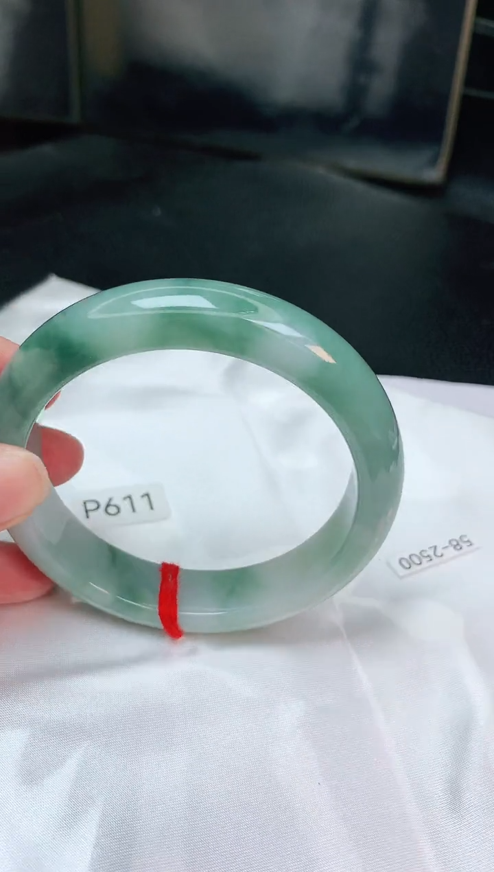 【闪购商品】翡翠手镯未镶嵌缅甸天然A货翡翠