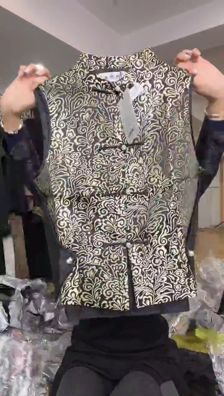 马甲       XL码      120-130斤