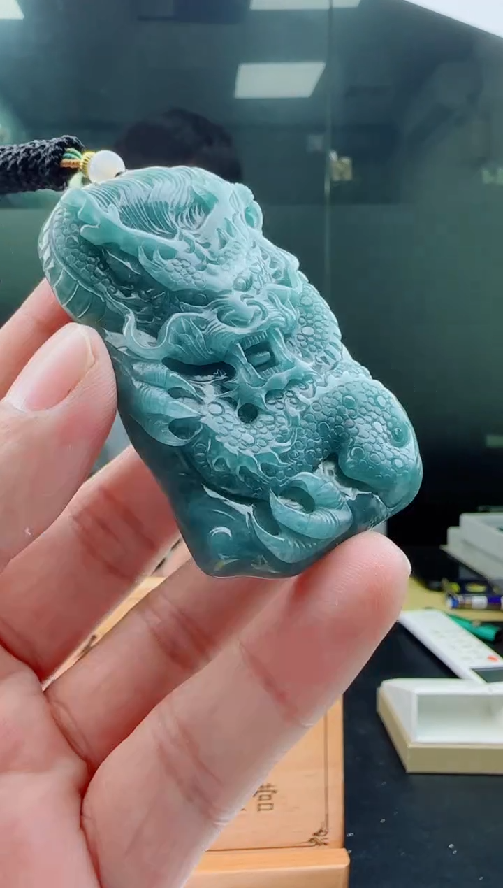 【闪购商品】翡翠颈饰未镶嵌11111111