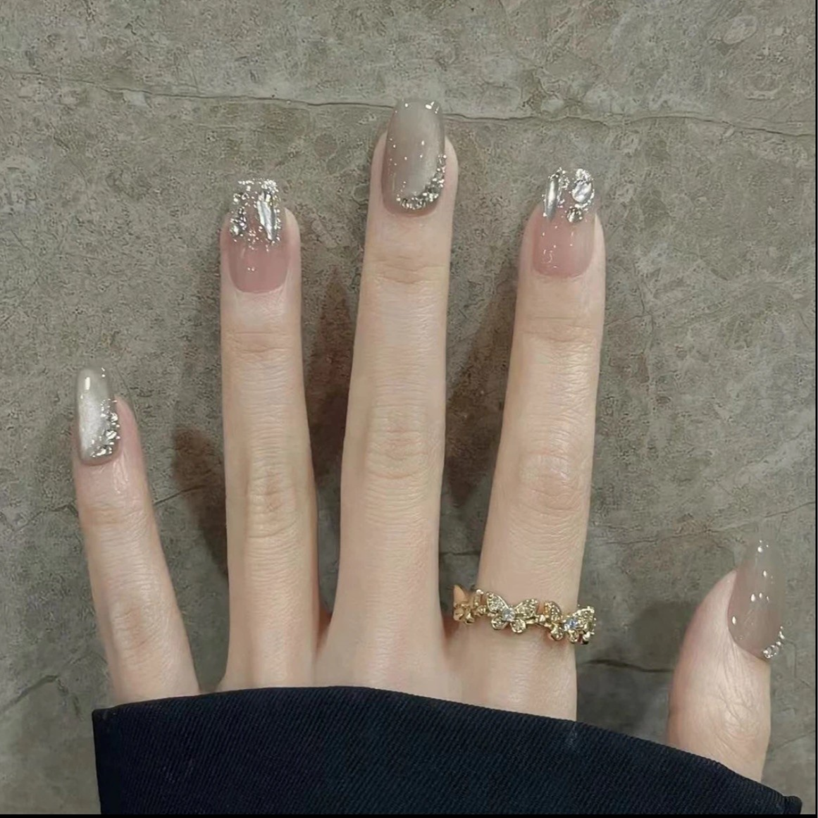 【月半弯】时尚清新纯欲高级感成品美甲穿戴式手工穿戴甲气质