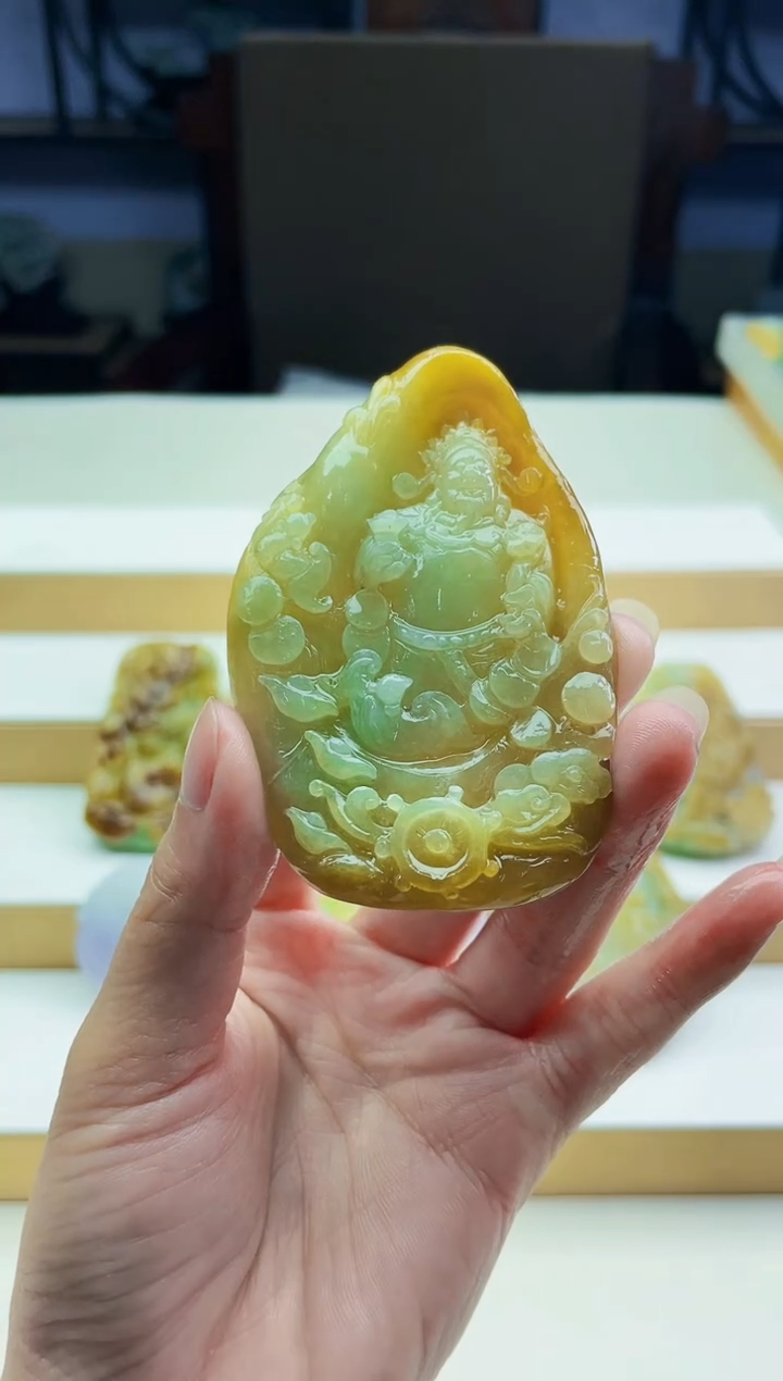 定制翡翠未镶嵌毛货08010230