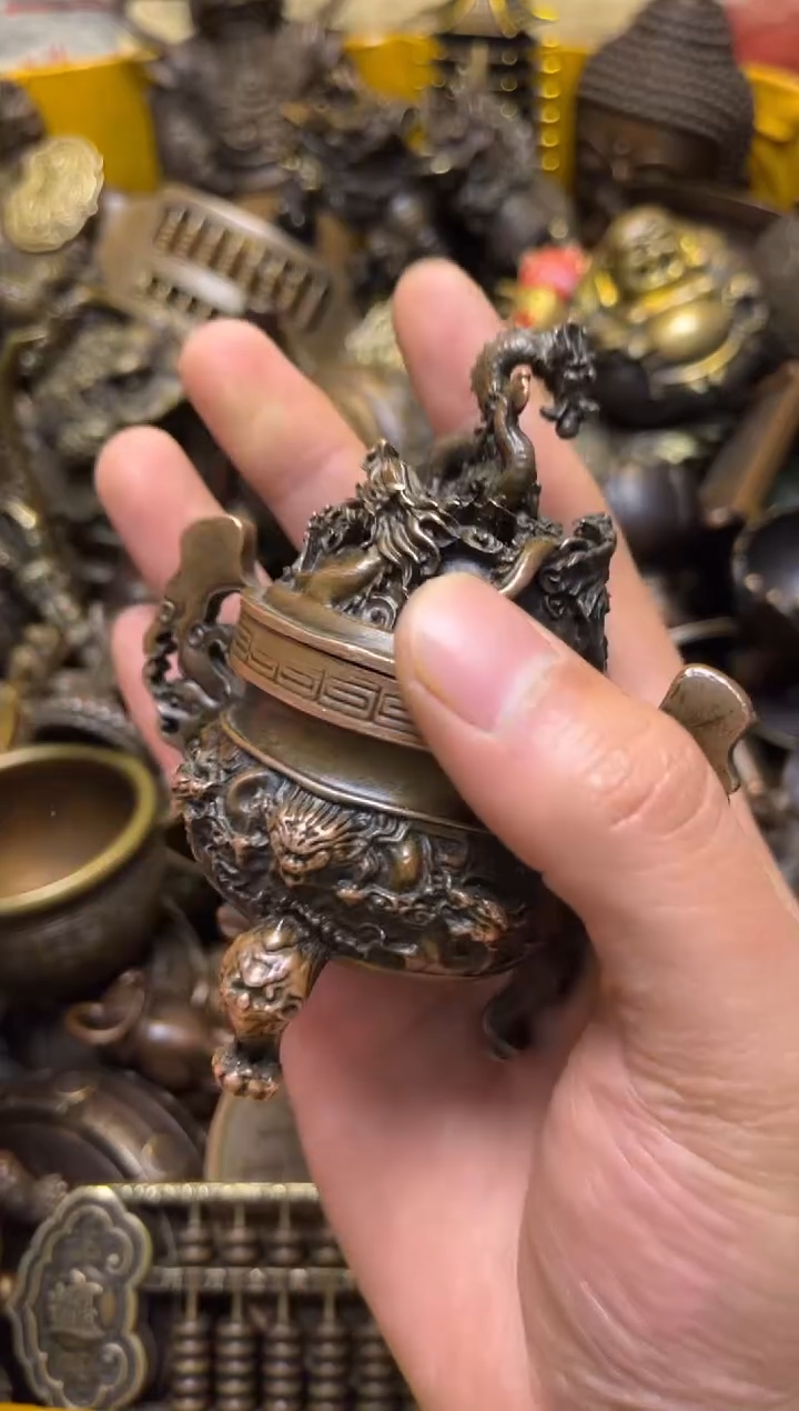 精美铜器，点击下单