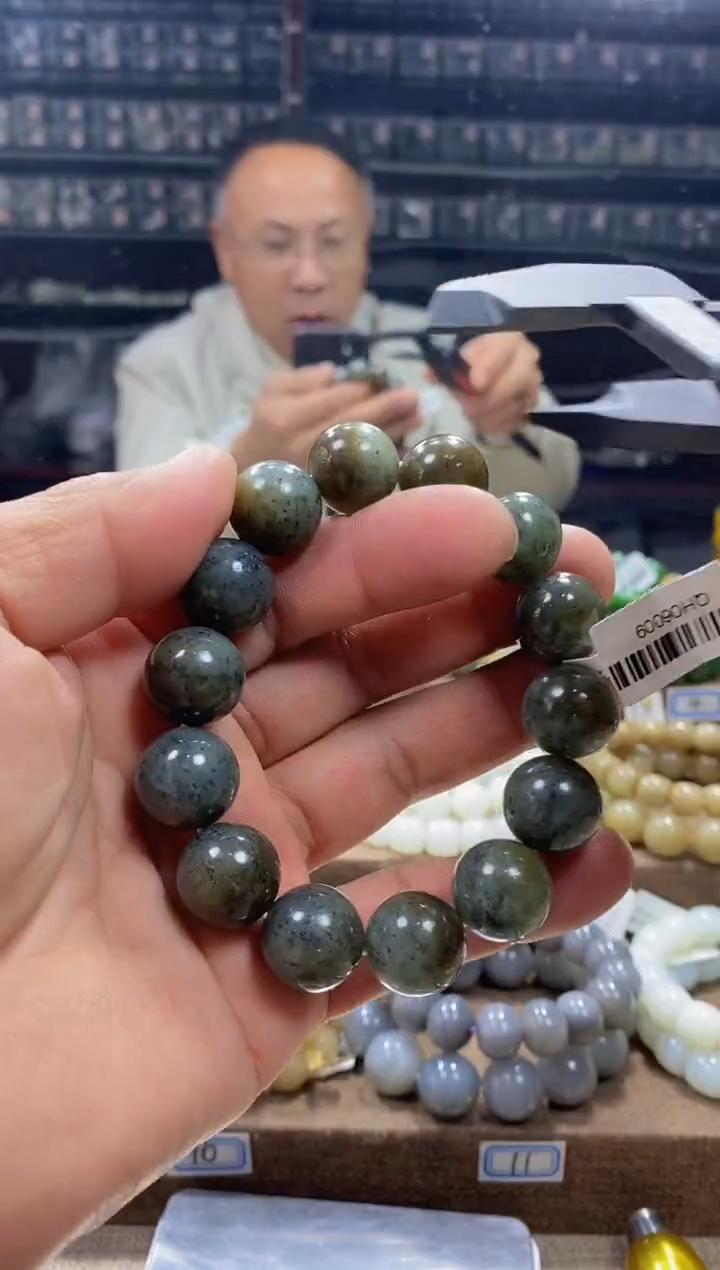 【闪购商品】和田玉手串未镶嵌，