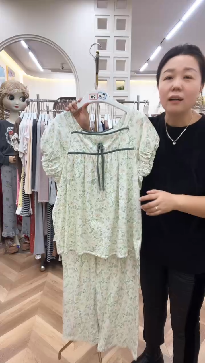 棉露露XL110-135斤以内可穿