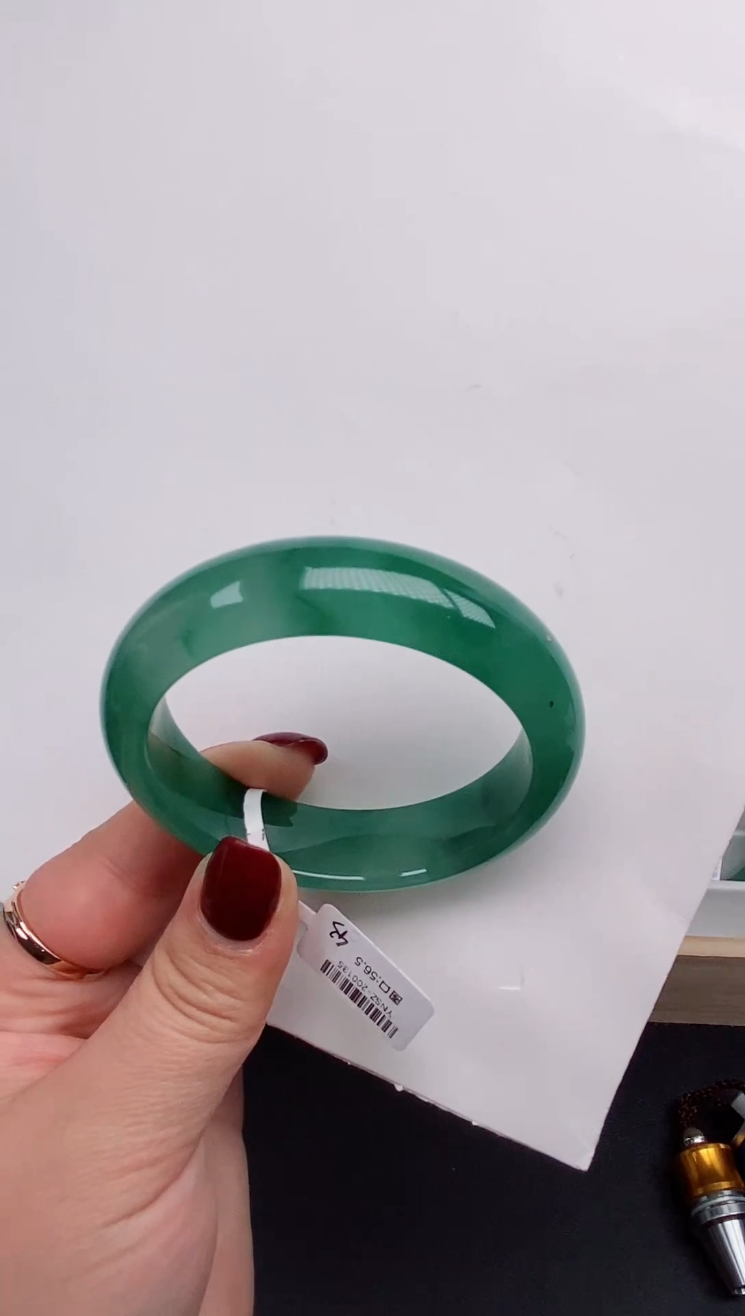 【闪购商品】石英质玉手镯未镶嵌67