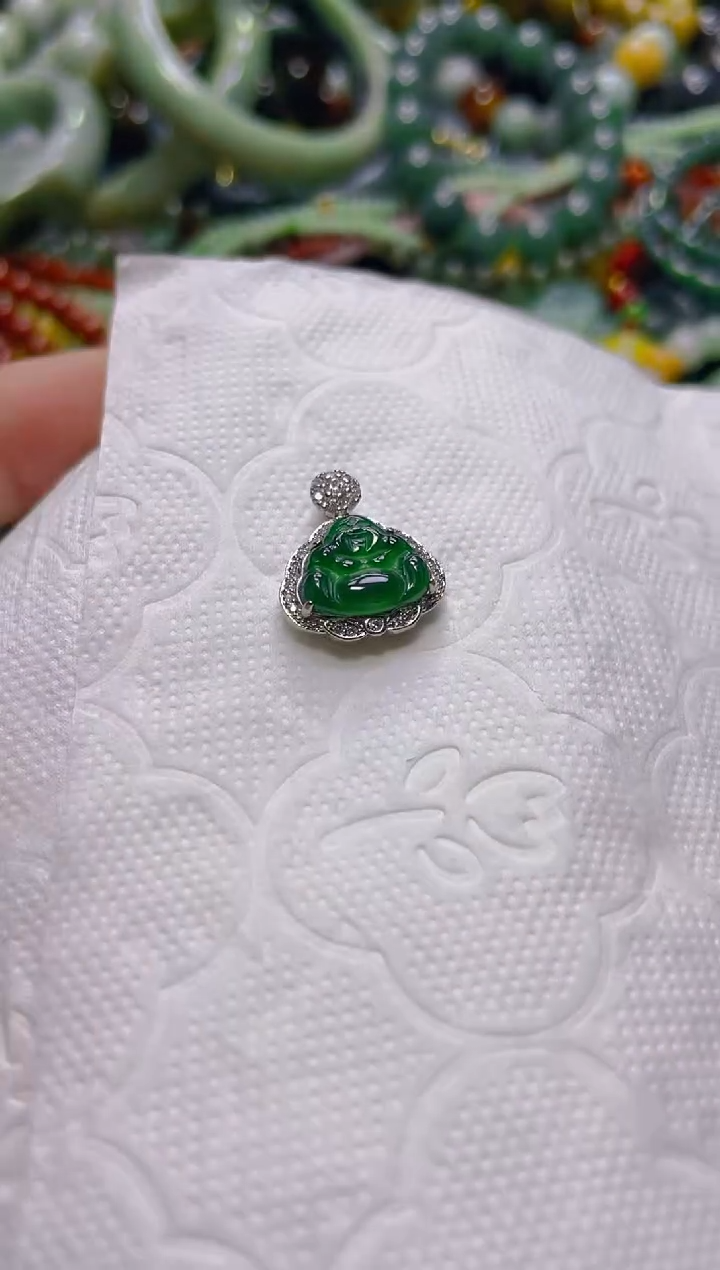 颈饰未镶嵌翡翠/Z/翡翠A货，一件也是批发价