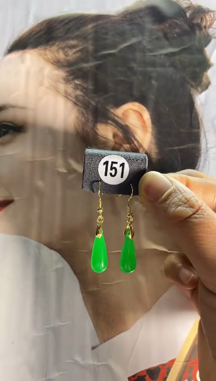 【闪购商品】翡翠耳饰银S925镶嵌151....