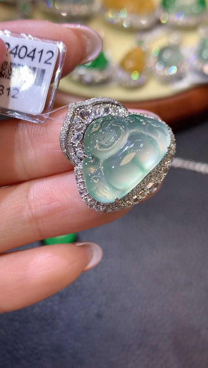 【闪购商品】翡翠吊坠(不含链)18K金镶嵌D49