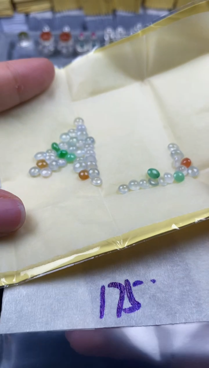 未镶嵌定制翡翠 11