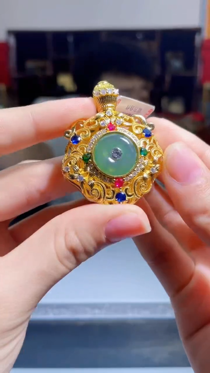 【闪购商品】翡翠吊坠(不含链)未镶嵌D60多样性发其一