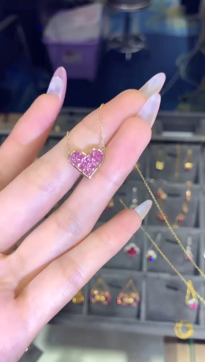 【闪购商品】蓝宝石吊坠（不含链）18K金镶嵌a194