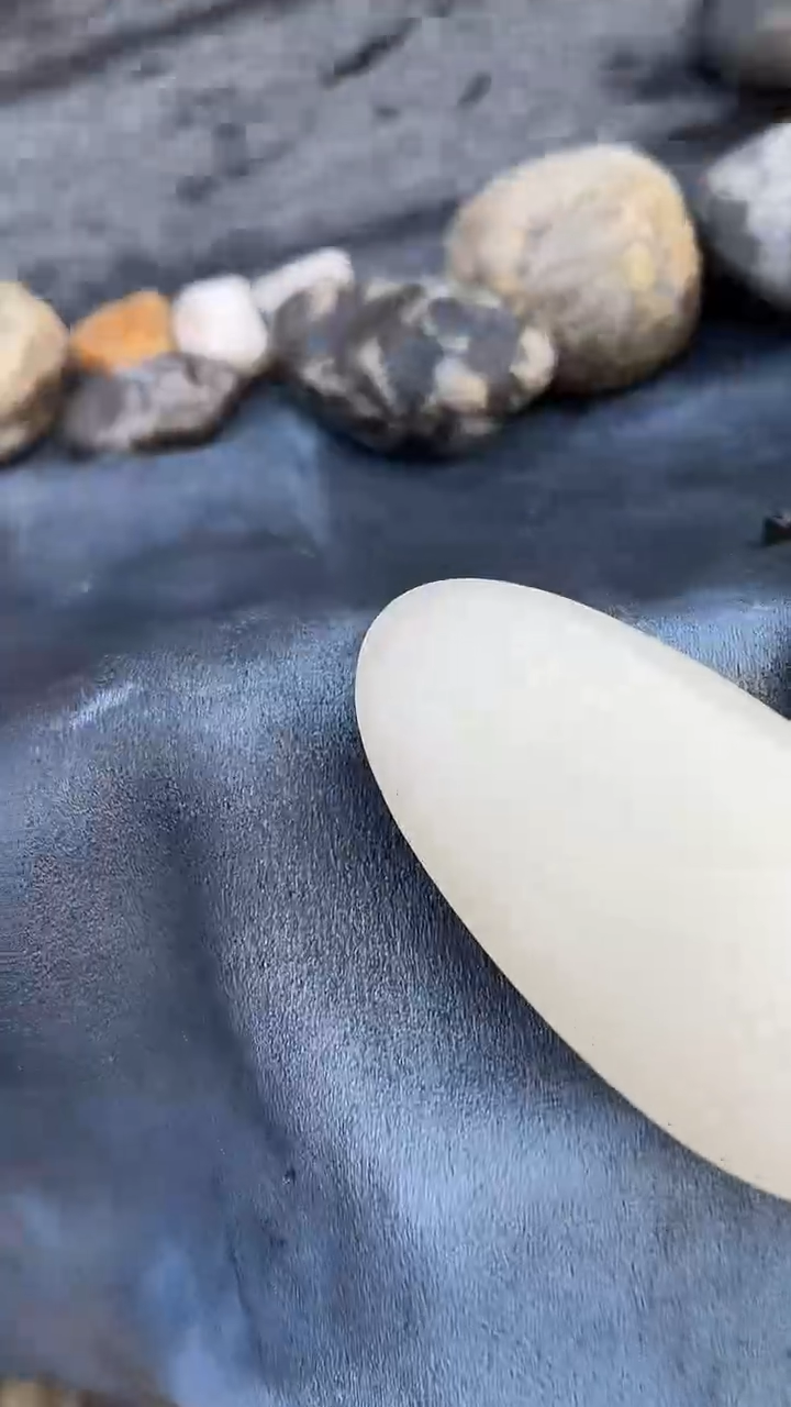 颈饰未镶嵌和田玉（糖玉）001