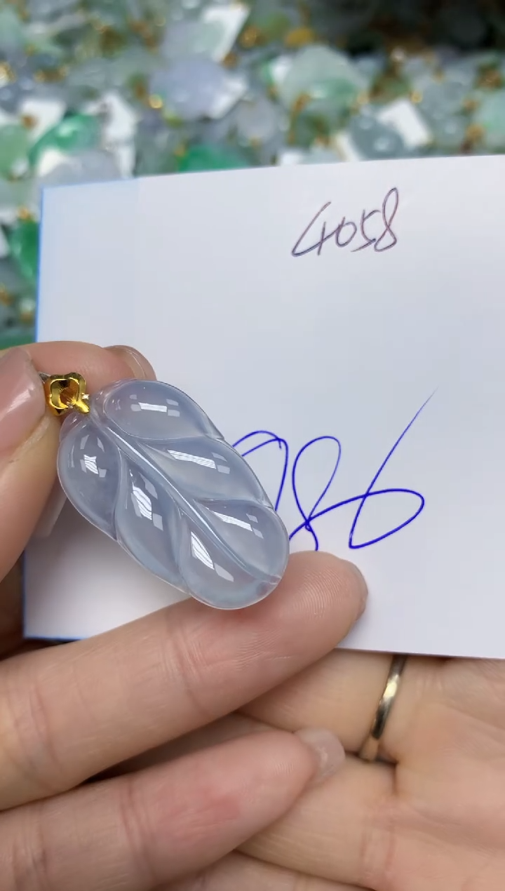 【闪购商品】翡翠挂件18K金镶嵌 天然翡翠A货