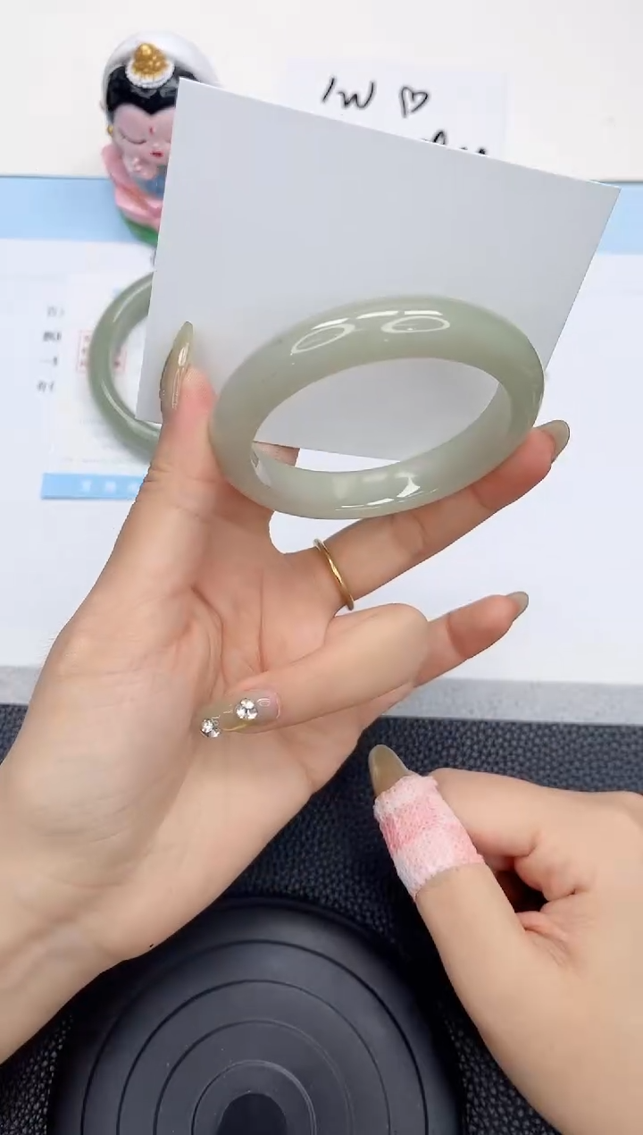 石英质玉手镯未镶嵌142-54.1