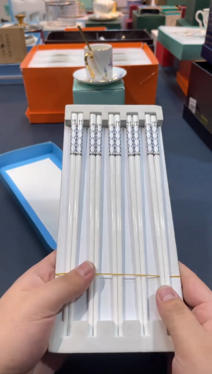 【闪购商品】碗B324-H1749全场正品，京东包邮